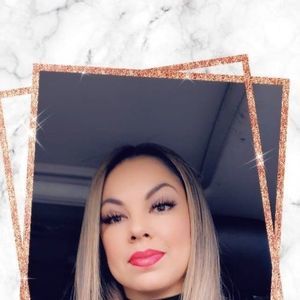 Meet your Posher, Edith